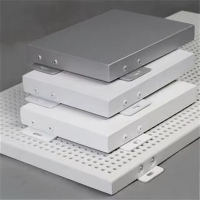 2.0mm 유리 알루미늄 커튼 벽 800Pa 물 막성 외부 설치
